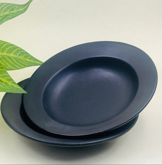 Cozy ceramic dinner plates