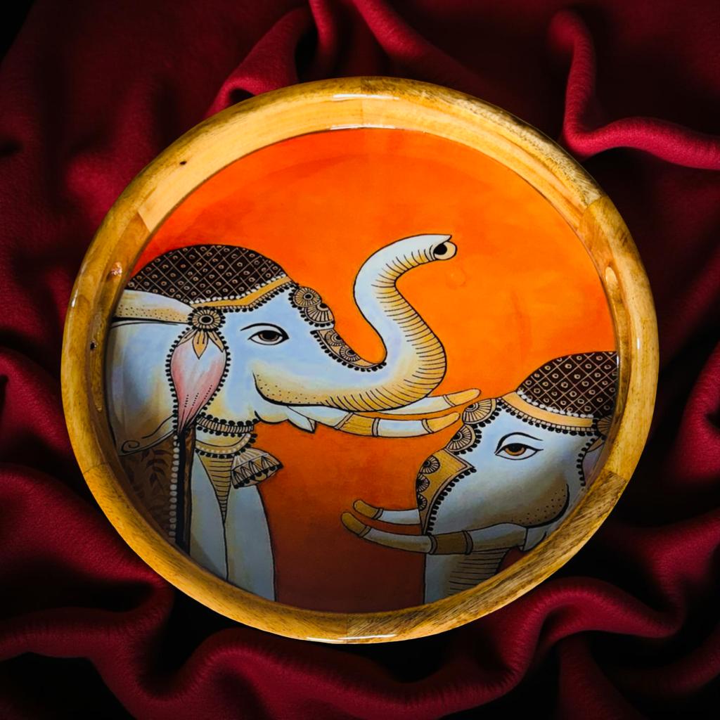 Elegant mango wood tray with hand-painted royal elephant artwork