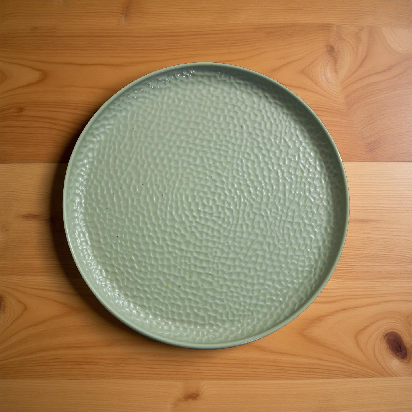 Fun and funky dinnerware set with bowls and plates for everyday use