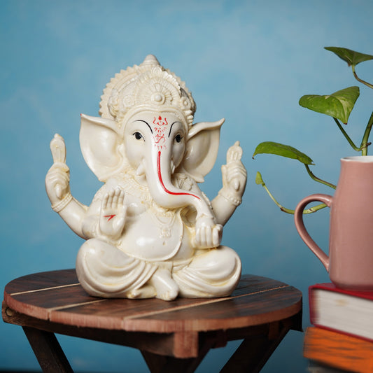 Clay Ganesha murti for pooja