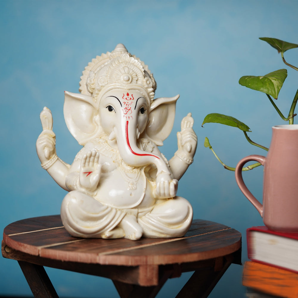 Clay Ganesha murti for pooja