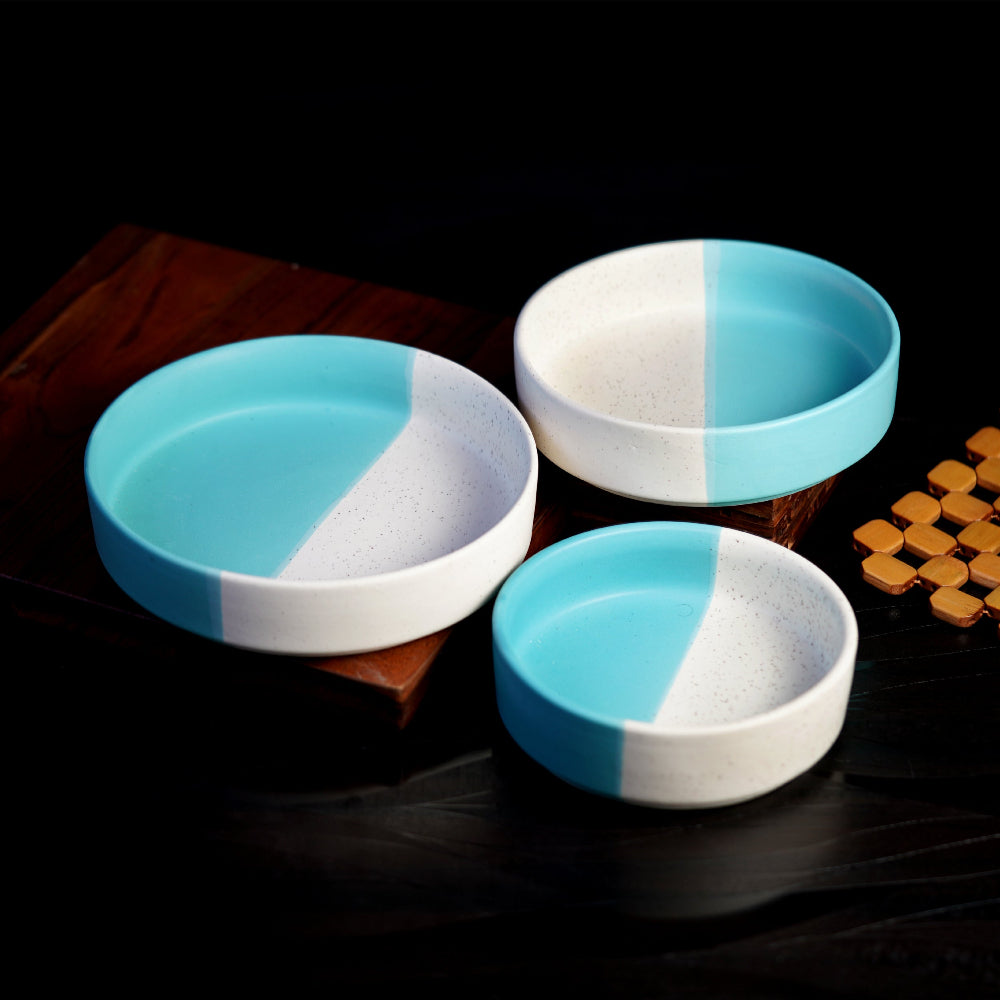 Flat serving bowls for entertaining