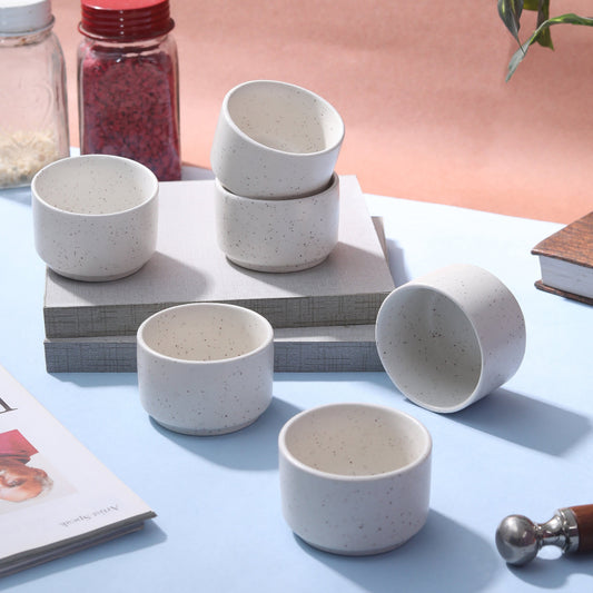 Mini ceramic dip bowl with glaze finish